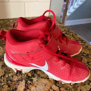 Y1 kids Nike baseball cleats